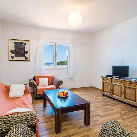 Gruda Апартаменты Груда