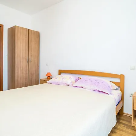 Molunat Apartman Gruda