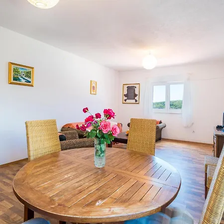 Apartman Molunat